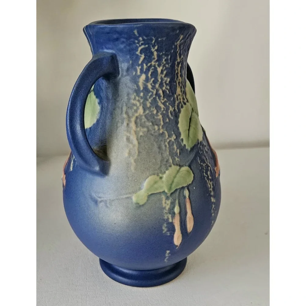 Vintage 1938 Roseville Pottery Fuchsia Blue #895-7